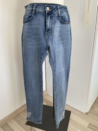 Jeans mit Strass Applikation, Gr. 38, Top Zustand!