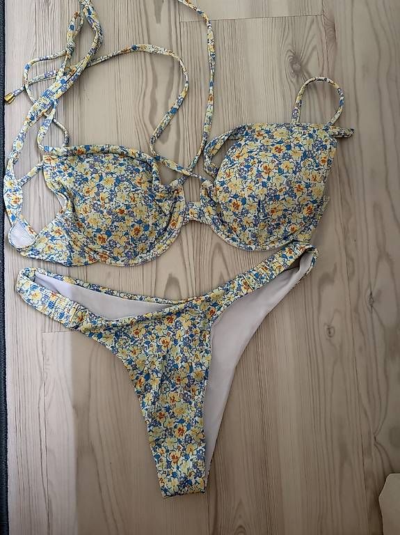 Costumi da bagno & Bikini: 3er Set Bikinis / Grösse 38/40 – Usato da Frauenfeld venduto da _vivano_ 2