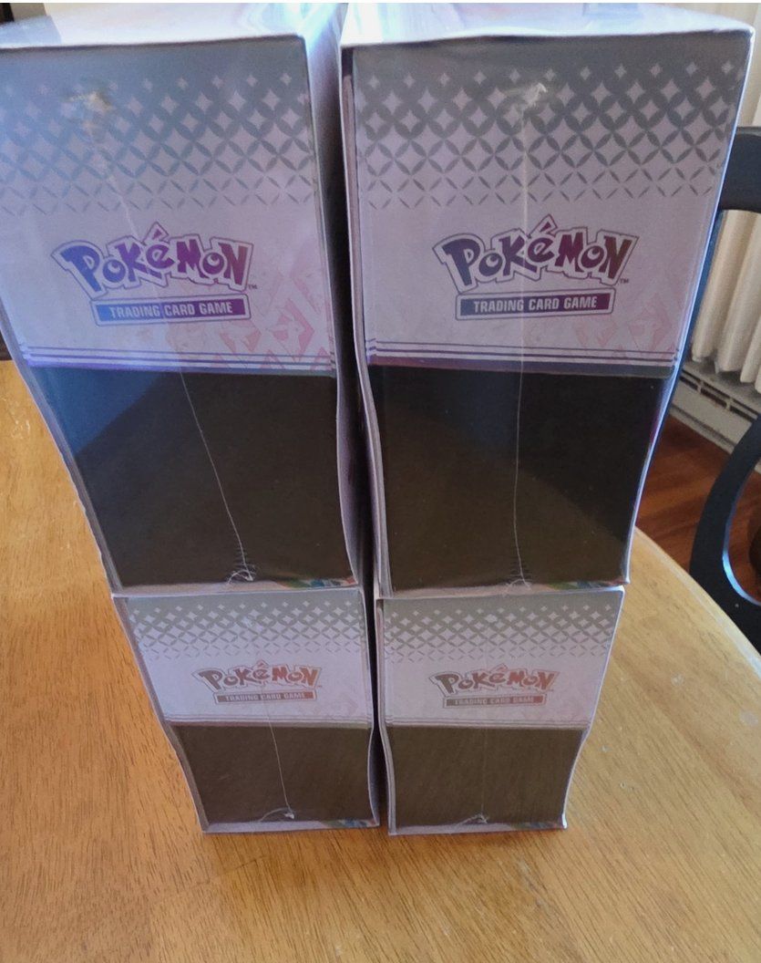 Pokémon Cartes à collectionner: Prismatic Evolutions Elite Trainer Box EN – Neuf (Voir description) à Tegerfelden par gar_p2kl