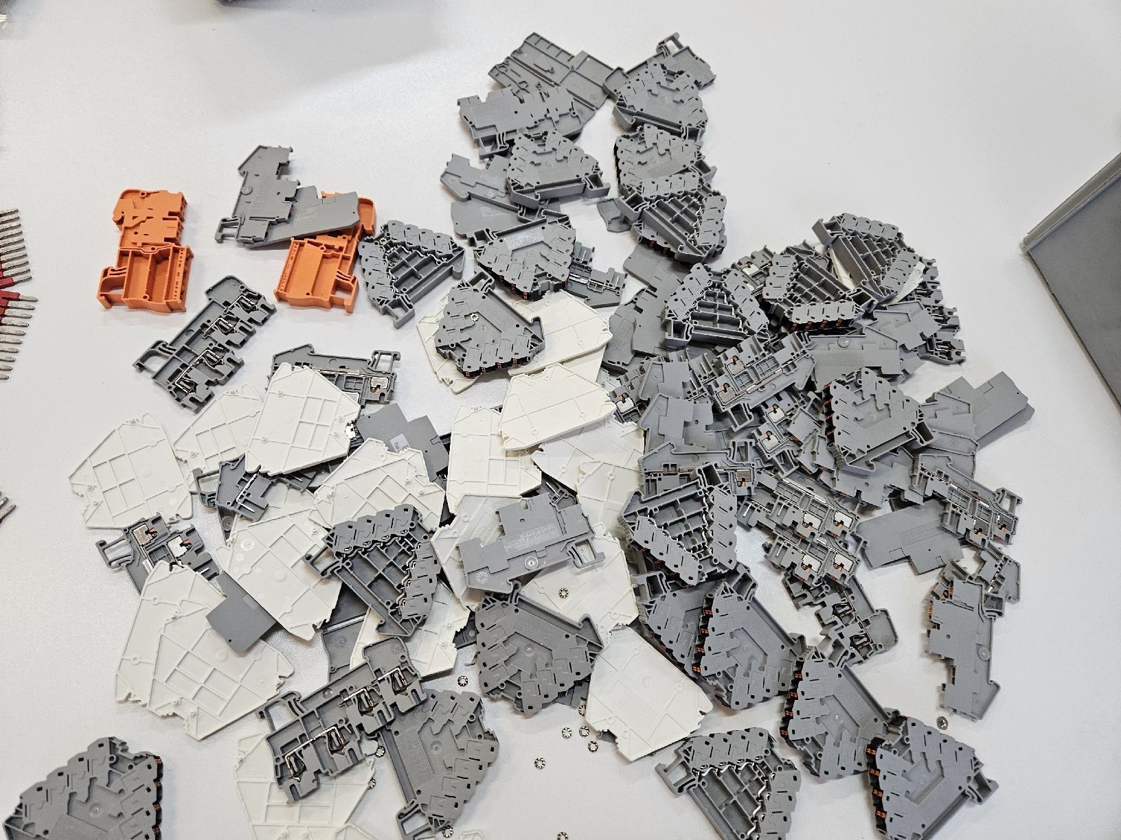 Jeux de construction: elektromaterial  – Neuf (Voir description) à Regensdorf par Zem003 8