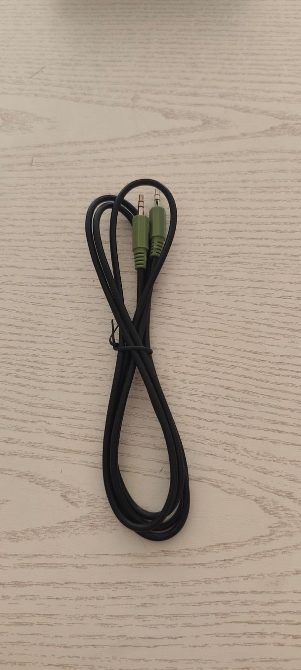 Cavi: Câble audio 3.5mm Jack vers Jack noir – Usato da Aigle venduto da Dadavd