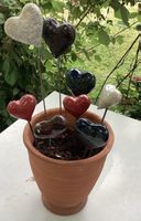 Gartendeko Herzen auf Stäben 8 Stk.Keramik handgemacht Unik