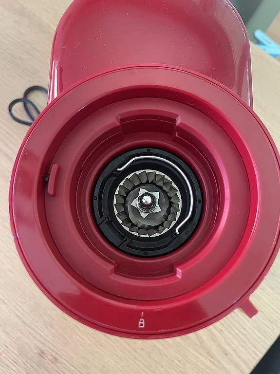 Kitchenaid Elettrodomestici da cucina: Kaffeemühle Kitchenaid 5KCG8433EER – Usato da Bad Ragaz venduto da Roselyyn 1