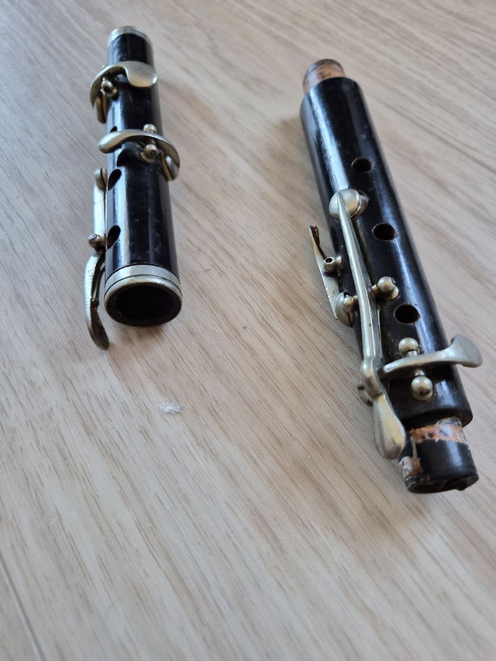 Instruments de musique: Clarinette ancienne manque une partie  – Défectueux à La Joux FR par car_ck96 1