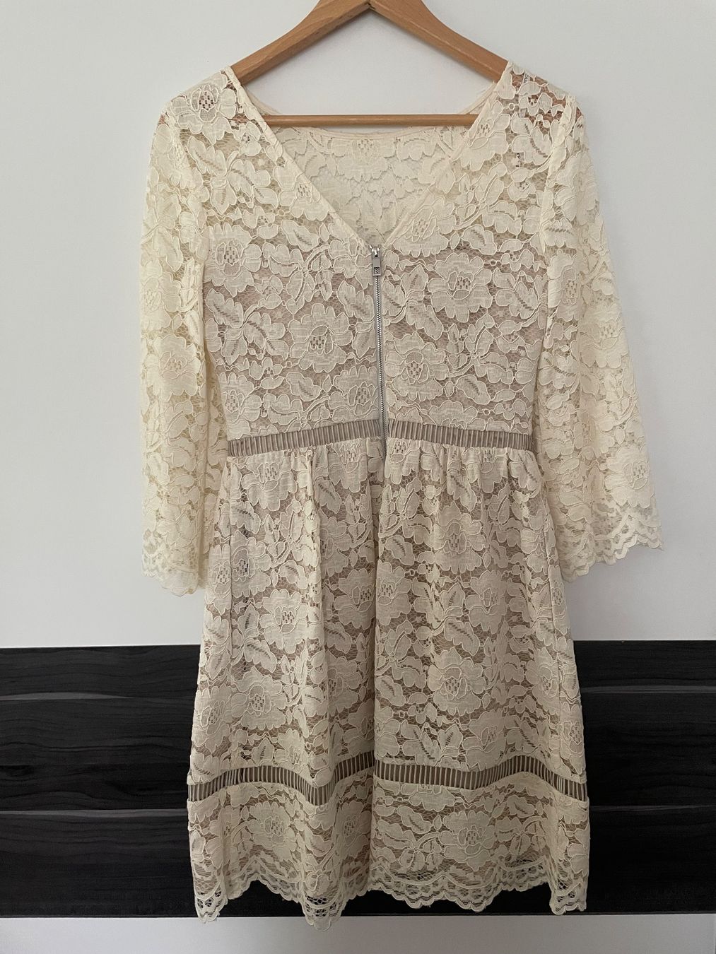 Vestiti: Kleid Vince Camuto – Usato da Schleinikon venduto da and_6bjx 1