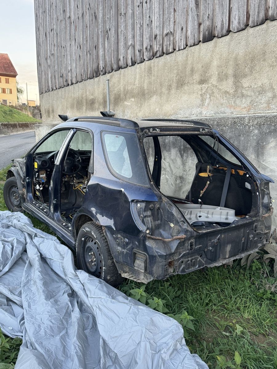 Automobili: Subaru Impreza 2L – Difettoso da Cerniaz VD venduto da Julien.f 1