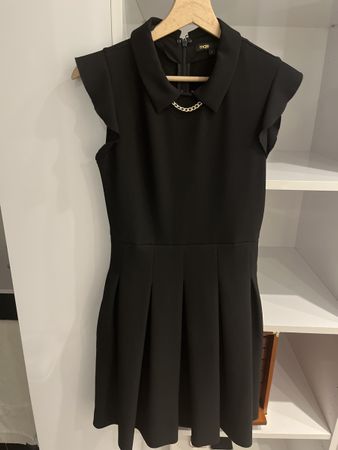 ✨ Maje Paris black dress with round neck