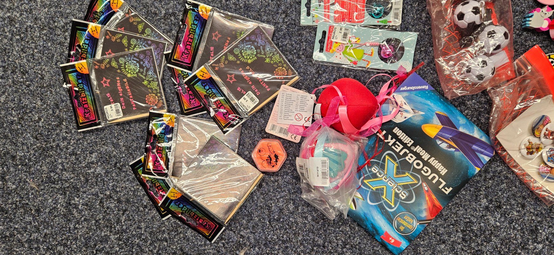 Spielzeuge: Set für Kindergeburtstage oder Adventskalender – Neu und originalverpackt aus Balgach von silvia2030 1