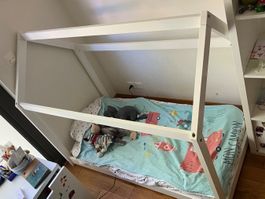 Lit cabane enfant