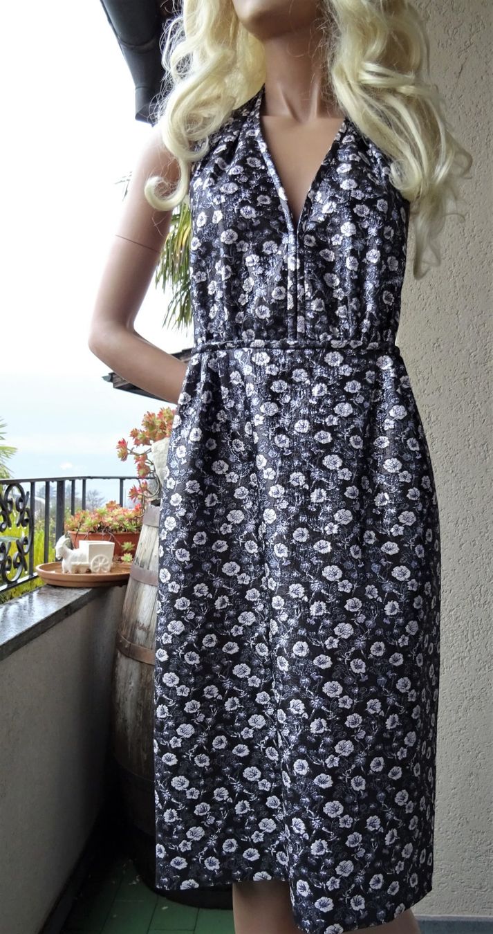 Prada Vestiti: PRADA Originale e Nuovo! bellissimo abito taglia 44IT – Nuovo e nell'imballaggio originale da Cadempino venduto da vis_lpp9 3