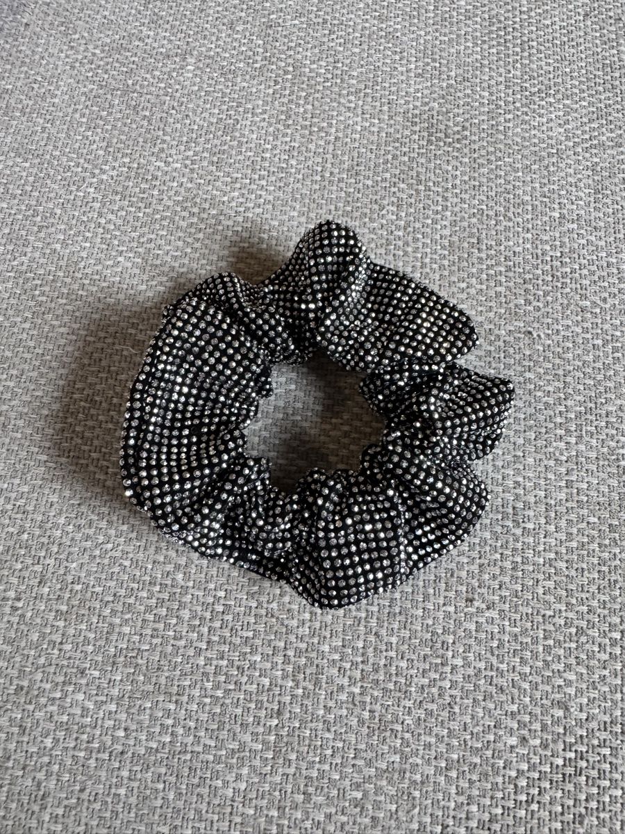 Haarschmuck: Glitzer Scrunchie – Gebraucht aus Zürich von MHW23