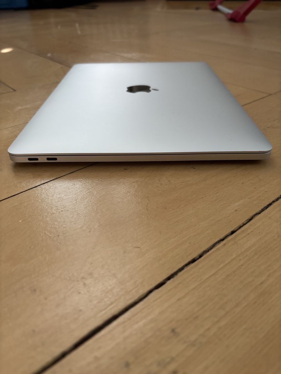 Apple Notebook: MacBook Pro 13", 2017 – Usato da Zürich venduto da patrick8008 5