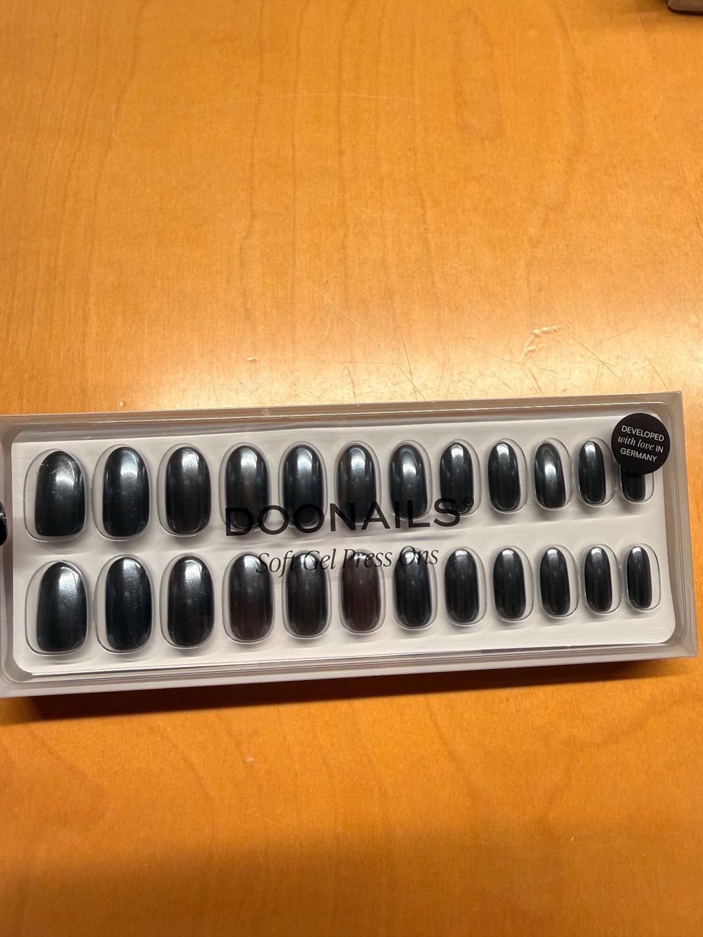 Unghie finte: DOONAILS Soft Gel Press Ons, Black Pearl, Medium Round – Nuovo e nell'imballaggio originale da Zollikofen venduto da S.Hontas