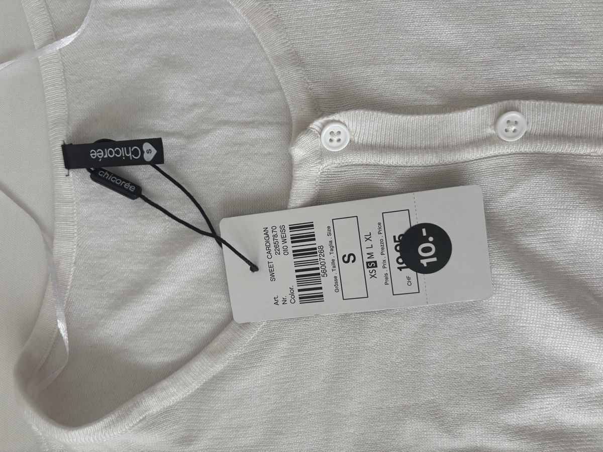 Top: Weisser Damen Cardigan – Nuovo e nell'imballaggio originale da Arbon venduto da Ursula_566 3