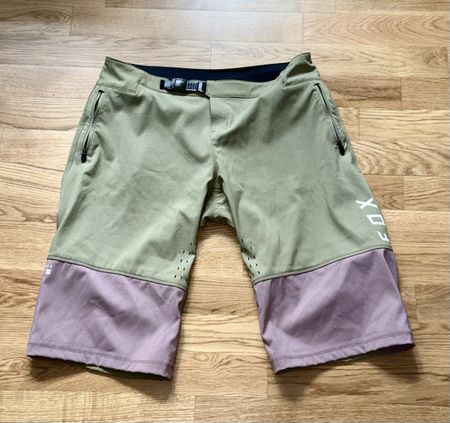 Fox Defend MTB Shorts, Gr. L, Top Zustand!