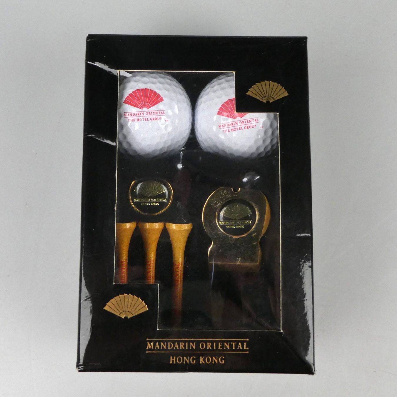 Clubs & Sets: Mandarin Oriental Golf-Geschenkset – Neuf (Voir description) à Volketswil par brockipfannenstil