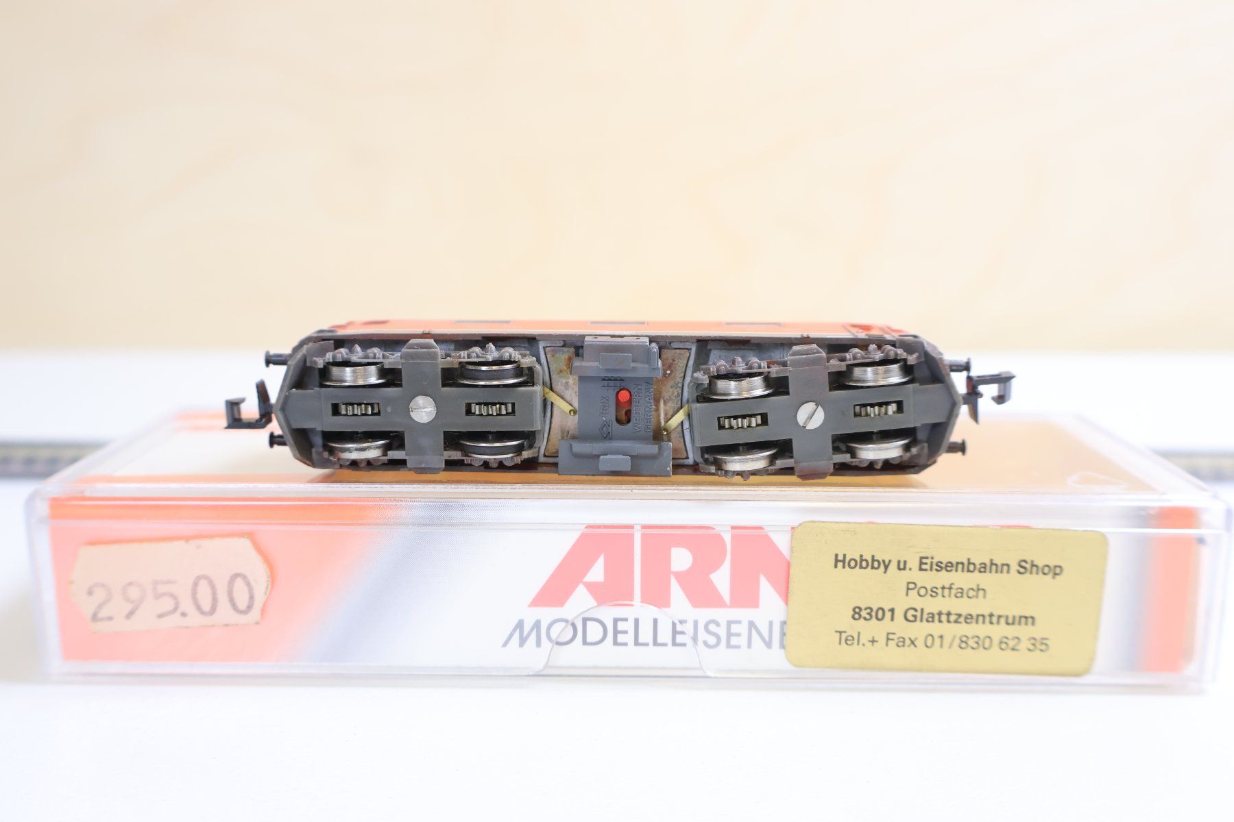 Trix Modellini di ferrovie: Minitrix SBB Re 4/4 E-Lok Rot - Spur N – Usato da Winterthur venduto da Monstera 8