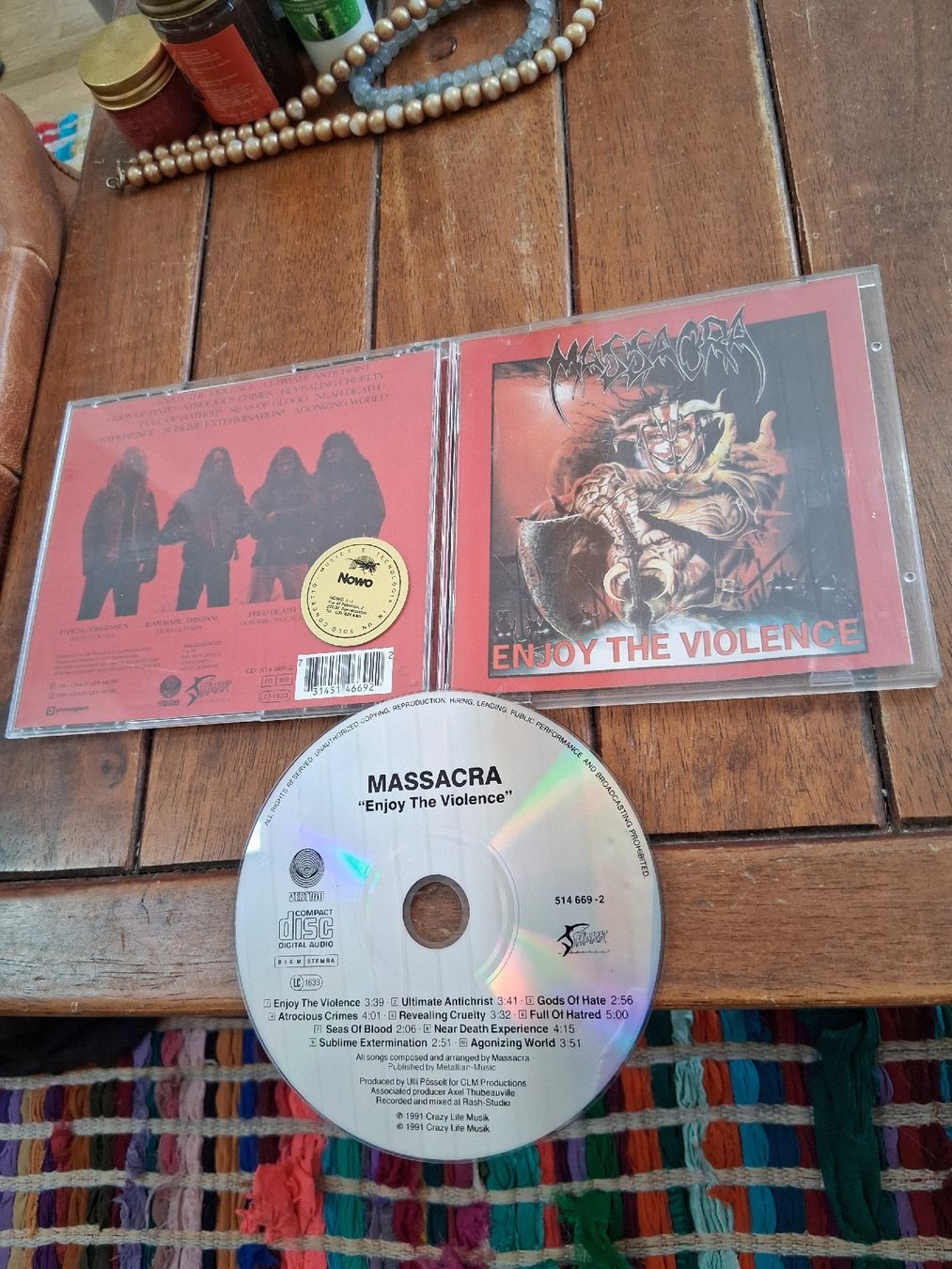 CD: massacra- enjoy... – Usato da St-Cergue venduto da VeganWarrior