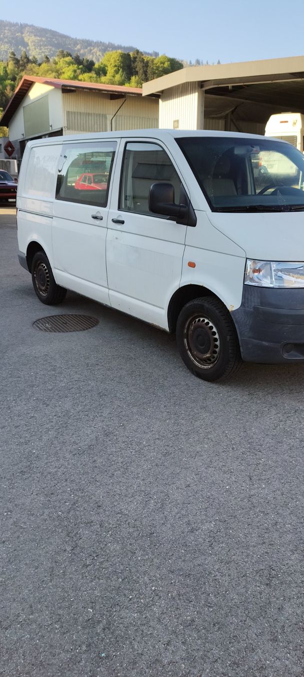 VW Nutzfahrzeuge: VW t5 Transporter – Gebraucht aus Freienbach von Aperol69 2