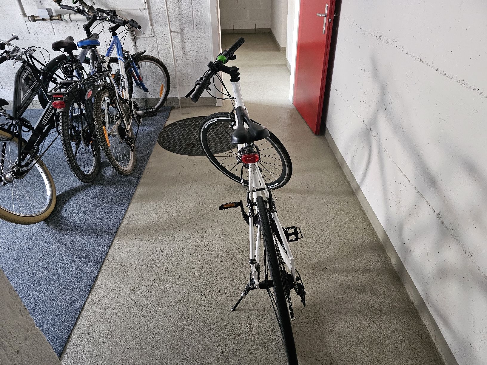 Velos: Fahrrad – Defekt aus Heimberg von mar_rz8l 2
