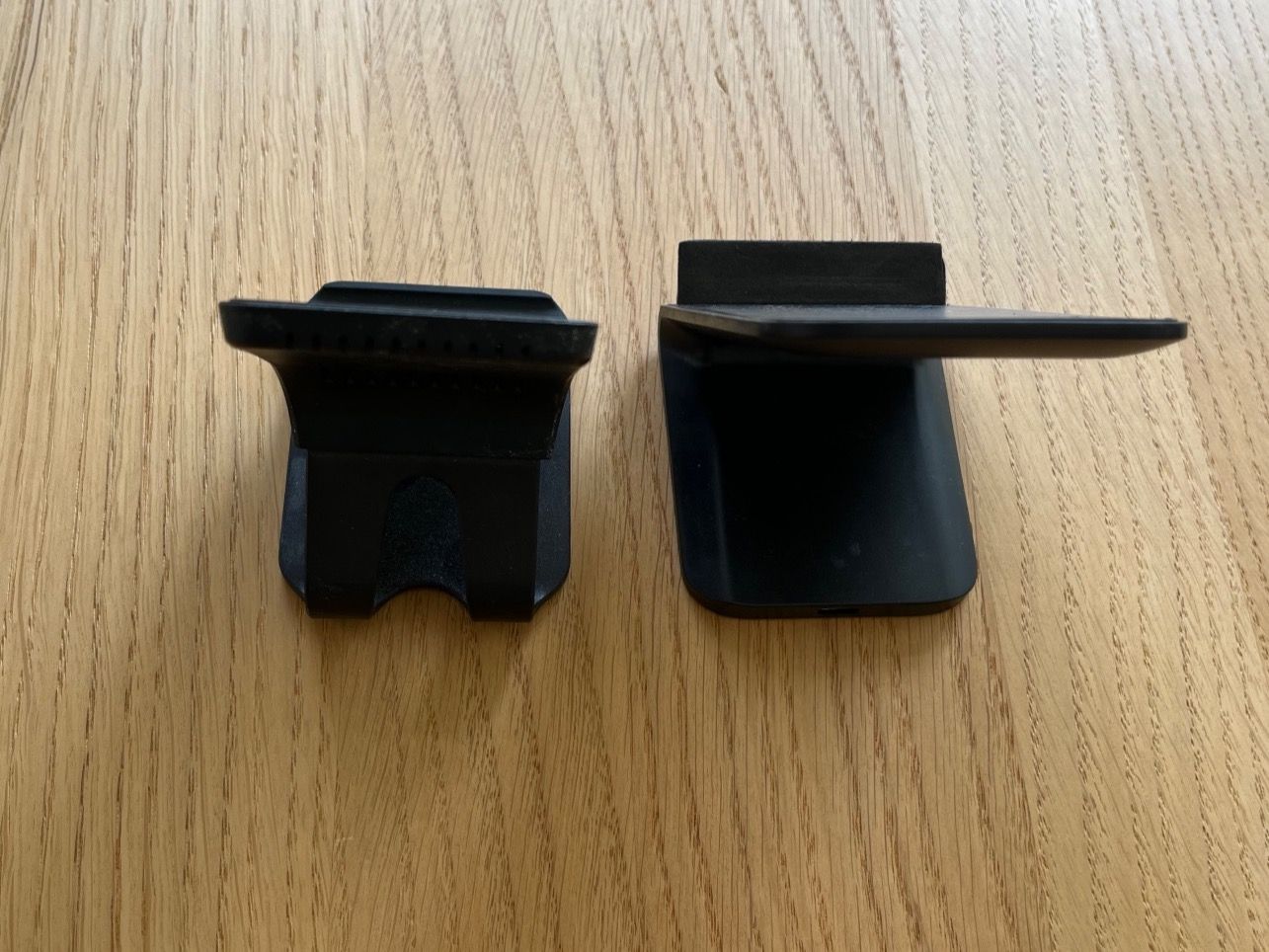 Caricabatterie: 2 kabellose Ladestationen, Wireless Ladegerät, Qi, USB C – Usato da Netstal venduto da spaltflo01 3