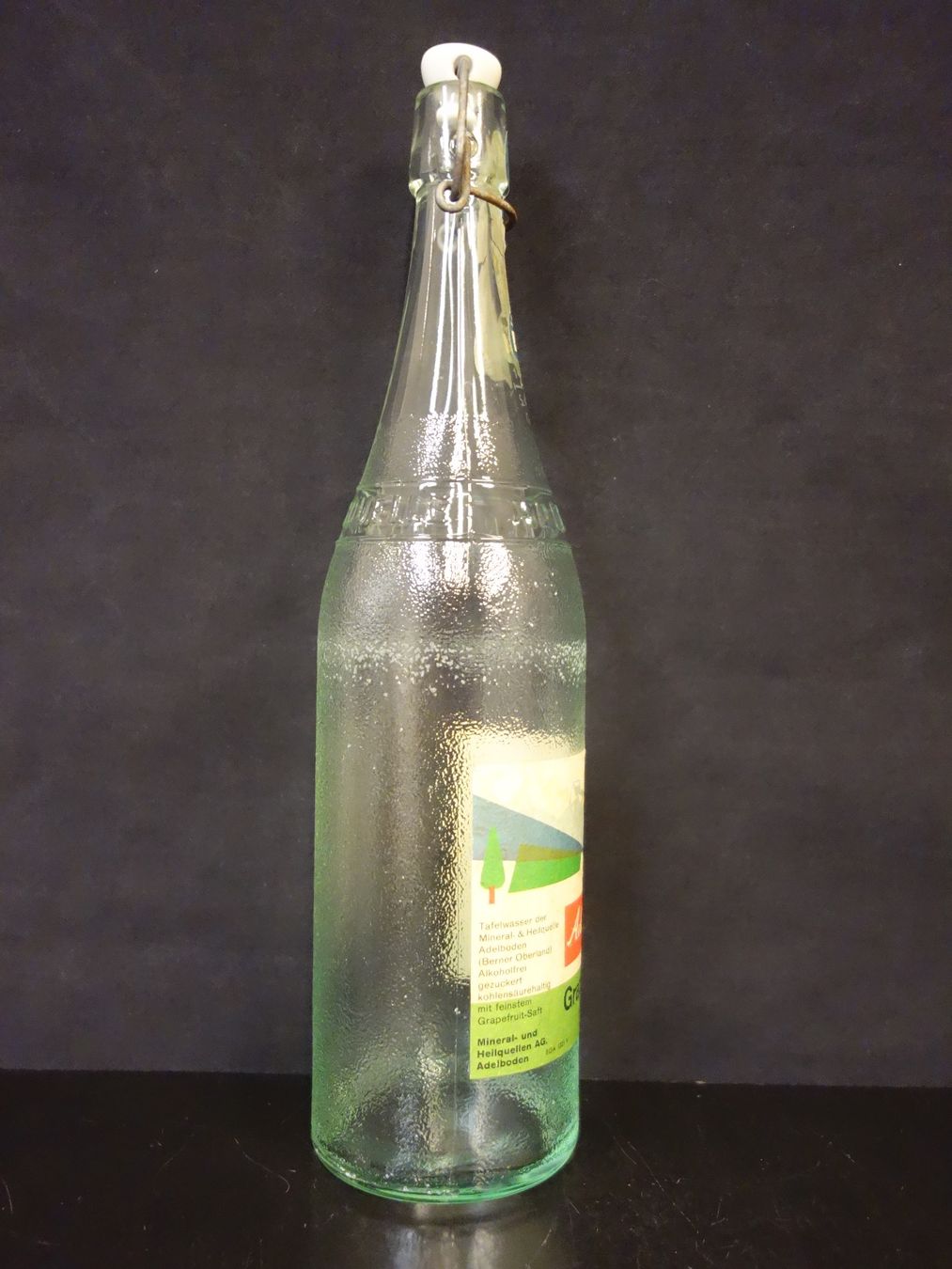 Bicchieri, Caraffe & Bottiglie: alte Flasche ADELBODNER GRAPEFRUIT FIN 1965 – Usato da Kerzers venduto da Flaschenposten 3
