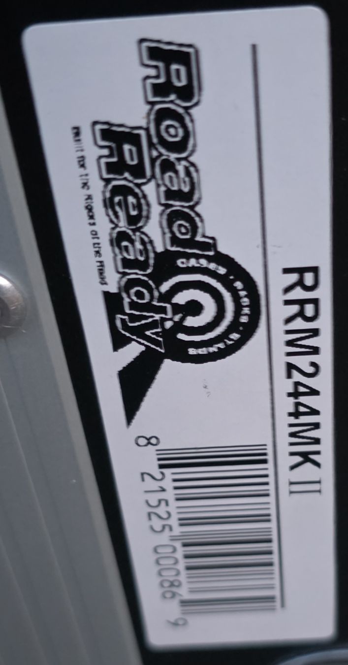 Strumenti musicali: Road Ready RRM244MK II Cases – Nuovo (secondo la descrizione) da Fehraltorf venduto da H.P1950