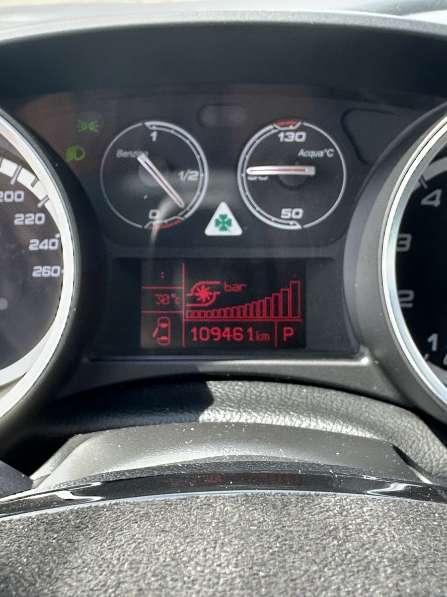 Alfa Romeo Automobili: Alfa Romeo Giulietta Quadrifoglio – Usato da Niederhasli venduto da Cristian-Peralba 7