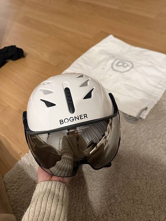Caschi: Skihelm Borgen Damen – Usato da Fribourg venduto da jan_jgw6 1