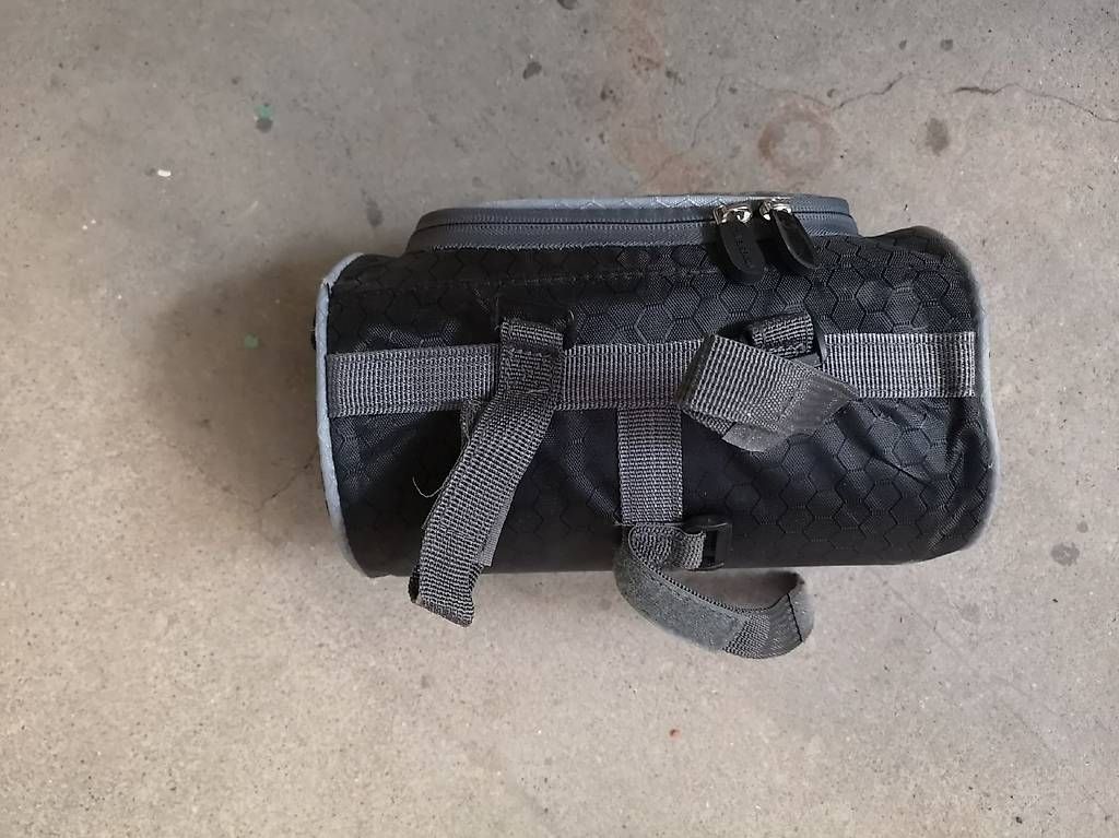 Borse: Motorrad Sattel Tasche – Usato da Unterägeri venduto da Art-of-Biodynamic 1