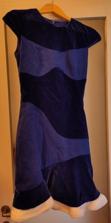 Blaues Cocktailkleid von Alexander McQueen, Ital. Gr. 38