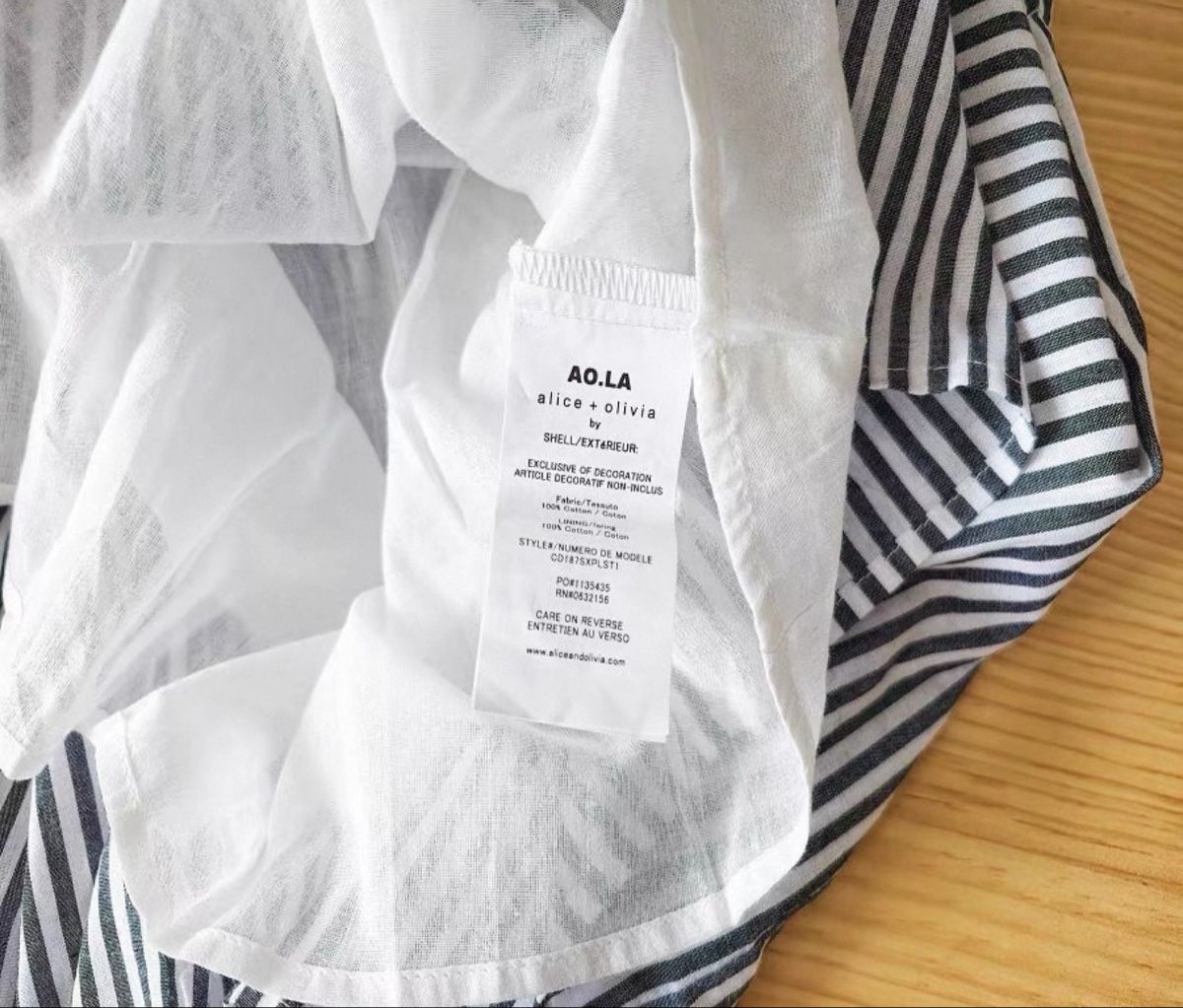 Kleider: Gestreiftes Baumwollkleid A+O, Größe 38 – Neu und originalverpackt aus Veyras von ValClasse 3