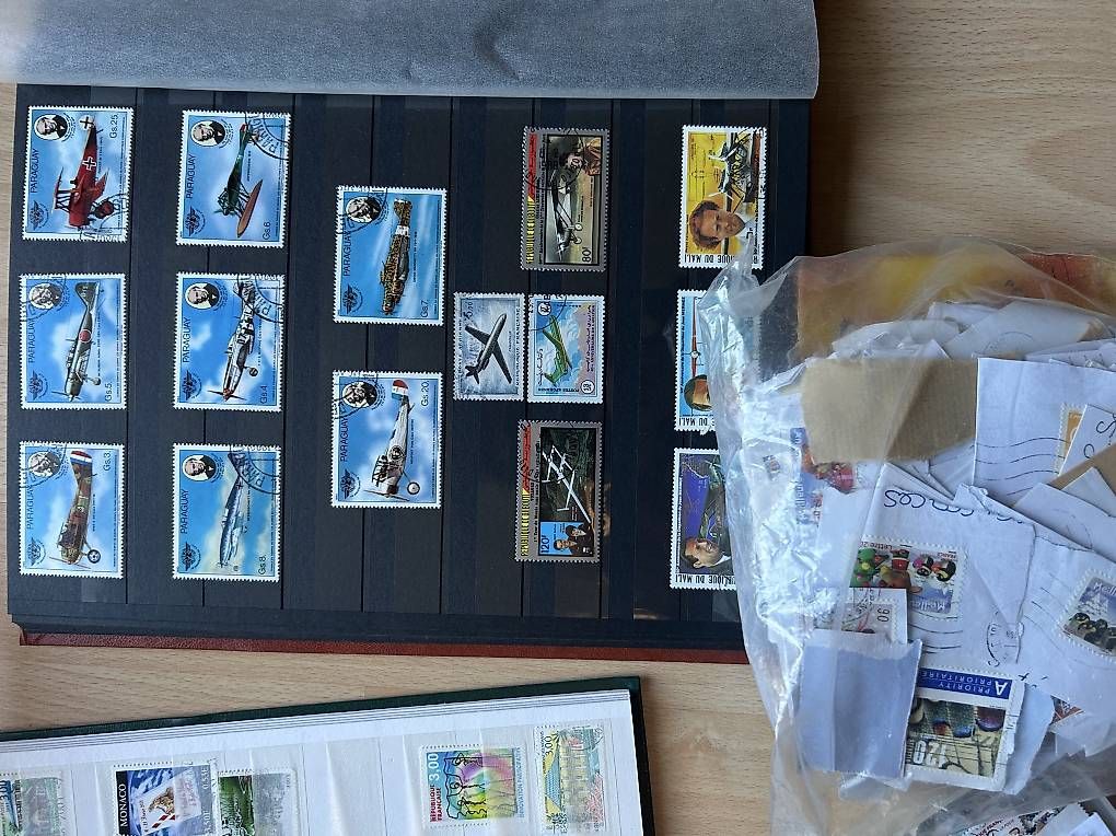 Alle Briefmarken: Timbres du monde + collections diverses + vracs – Gebraucht aus boudry von jul_sv92 1