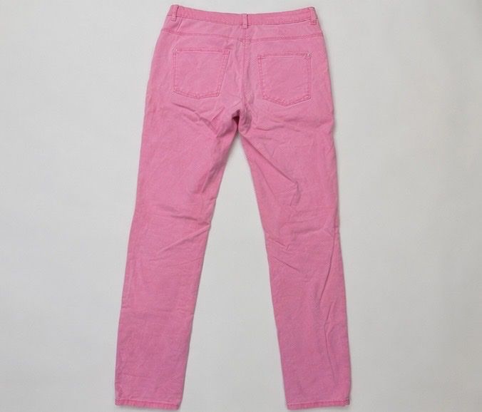 H&M Jeans: Rosa Straight Leg Jeans – D'occasion à La Punt Chamues-ch par yara.mueller 1