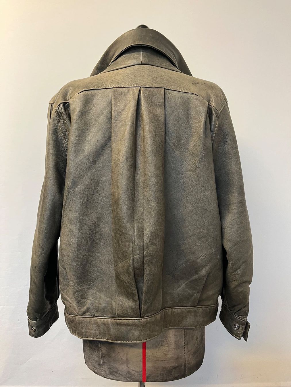 Giacche: Veste en cuir – Usato da Veyrier venduto da djul73 2