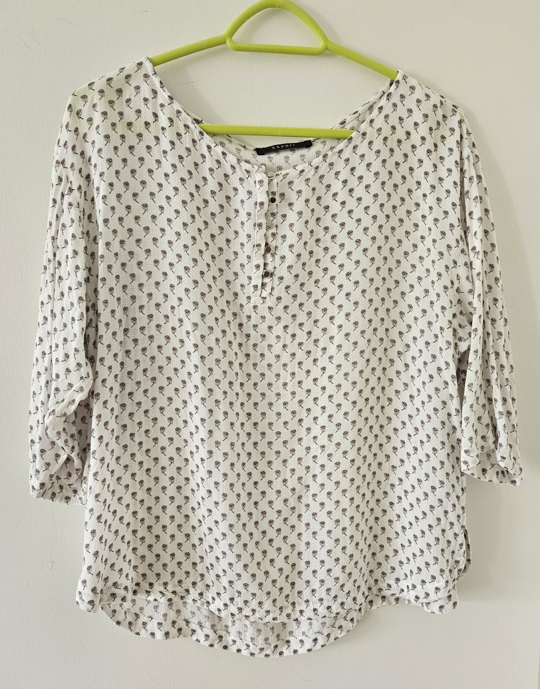 Esprit Camicette: 3/4 Blusenshirt 38 - Esprit - Spendenaktion – Nuovo (secondo la descrizione) da Unterkulm venduto da Beljasch