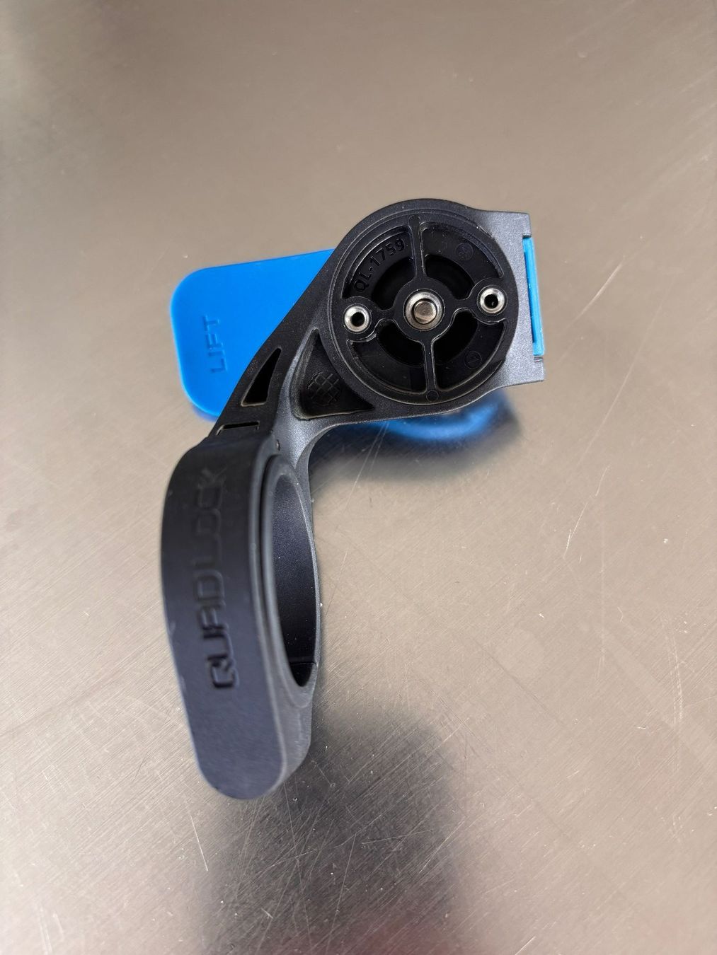 Supporti per biciclette: Quadlock Halterung Velo – Usato da Beromünster venduto da Ida15 1