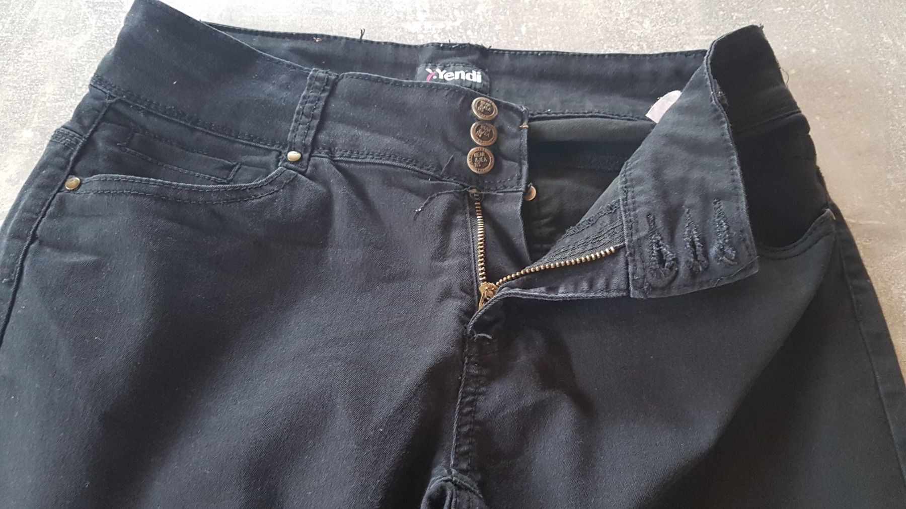 Hosen: Pantalon noir taille 38 marque Yendi – Gebraucht aus Villiers von san_jn5w 6