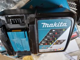 Makita Ladegerät DC18RC AkkuOriginal