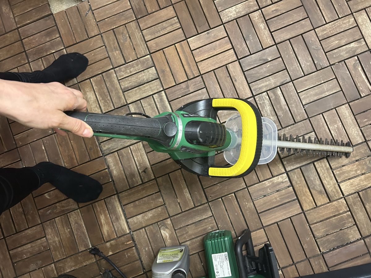 Tutti gli attrezzi: Heckenschere Elektro Okay 750W – Usato da Mühledorf SO venduto da Dania77 1