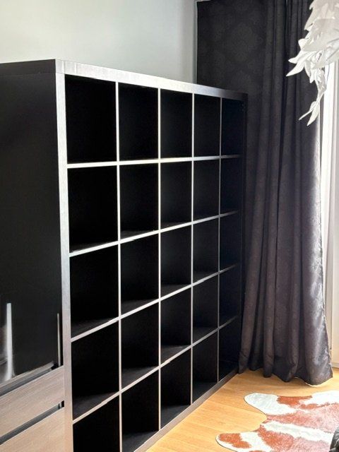 Ikea Scaffali: IKEA Kallax Regal 5x5 Schwarzbraun – Usato da Samstagern venduto da Jenny4678