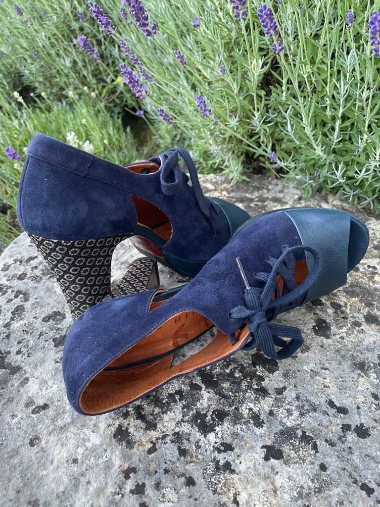 Chie Mihara Scarpe da donna: Chie Mihara Designer-Schuhe – Nuovo (secondo la descrizione) da Thalheim AG venduto da sus_6l96 3