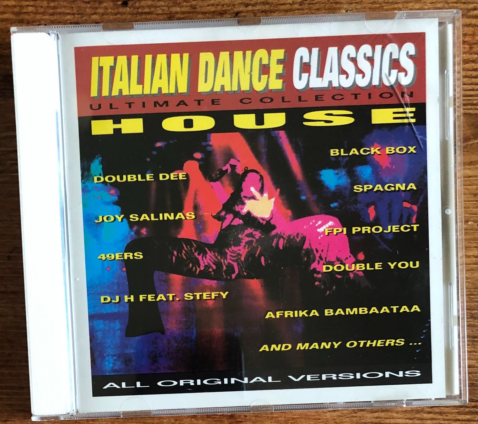 CD: VA - Italian Dance Classics - Ultimate Collection - House CD – Usato da Luzern venduto da Schlafenicht00