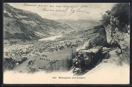Lungern, Brünigbahn am Berghang m. Blic