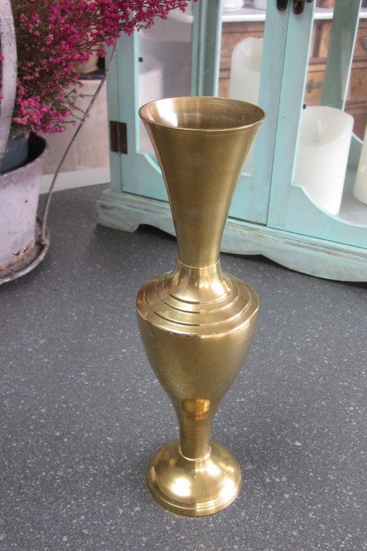 Vasi & Recipienti: Mid Century Amphorenvase aus Messing – Usato da Bischofszell venduto da raika 1