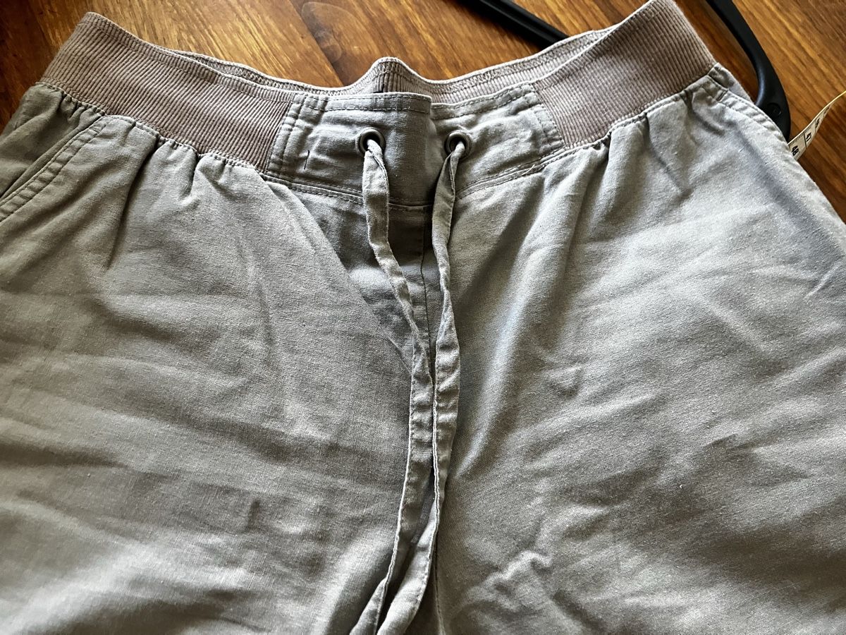 Pantalons: Leinenhose  Damen Gr.40 – D'occasion à Herzogenbuchsee par stellafarella 1