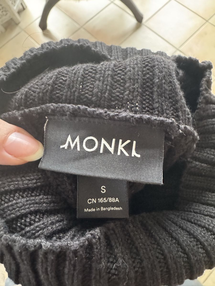 Maglioni & Felpe: Pull noir col roulé – Usato da Lonay venduto da nei_79jc 3