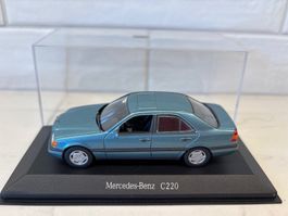 Minichamps Mercedes C 220 1/43