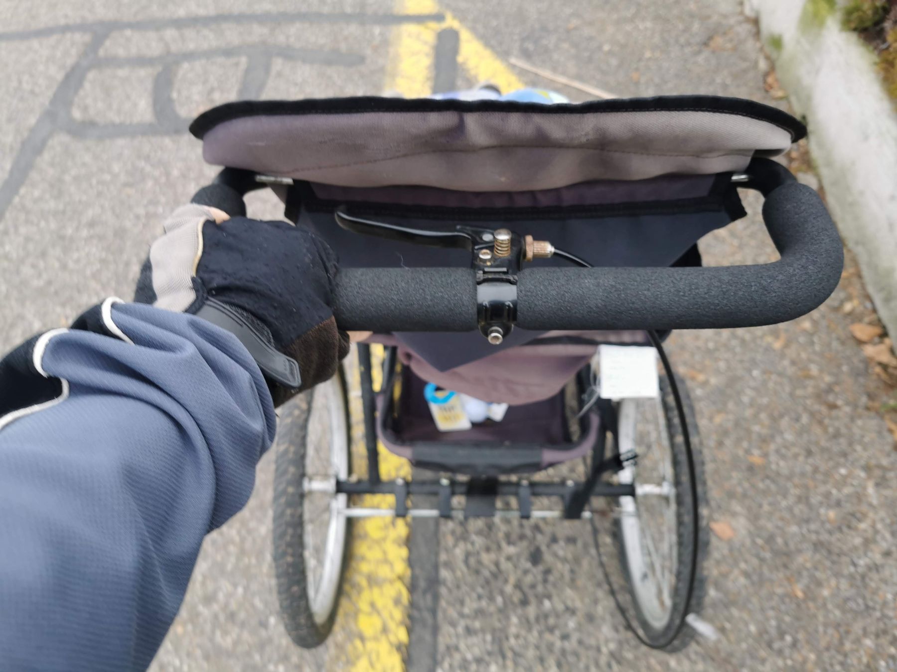 TFK Kinderwagen: Jogging- Kinderwagen von TFK – Gebraucht aus Safnern von Mikegerbe0 1