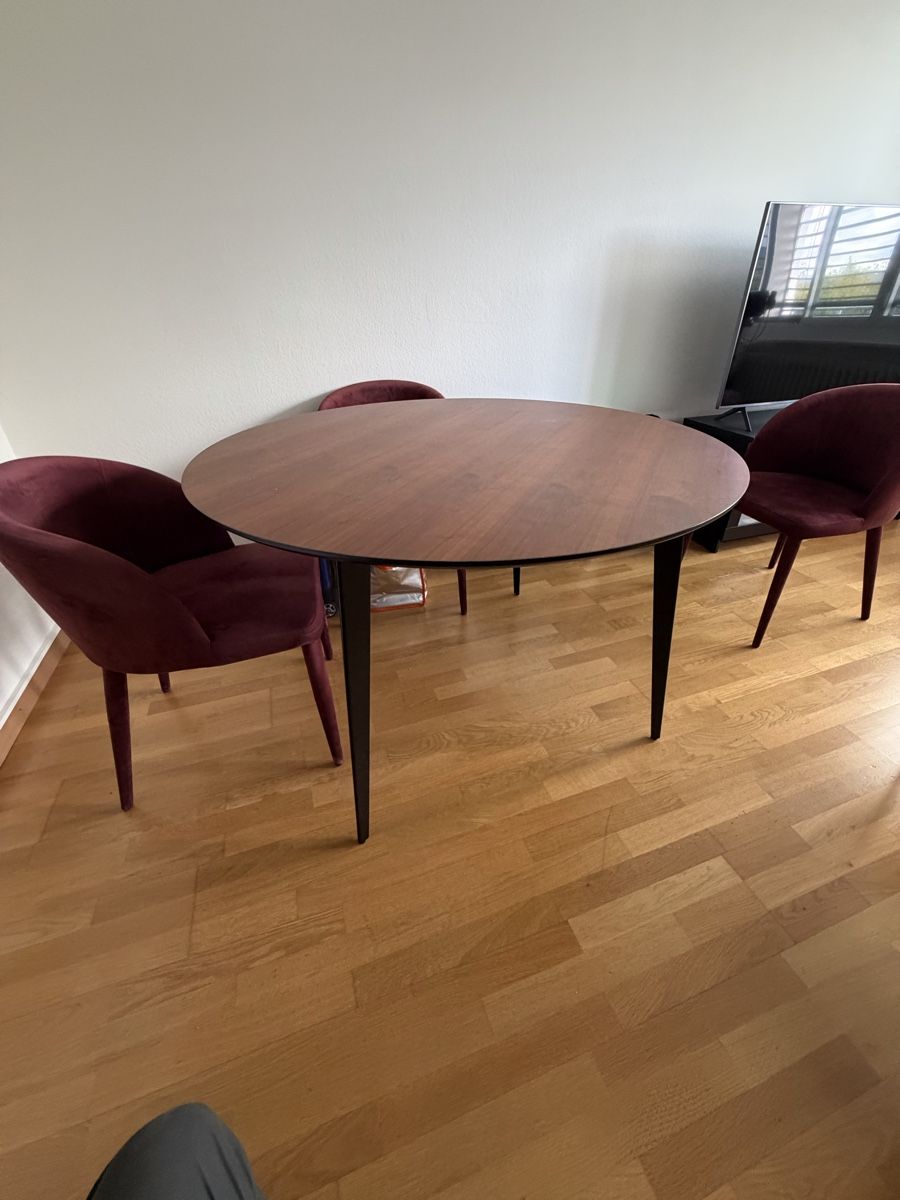 Tische: Tavolo rotondo – Gebraucht aus Dübendorf von ayr_jc2l 1